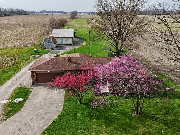 2nd image of 10445 Maze Rd