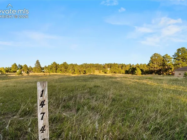 14745 W Kiowa Creek Ln, Colorado Springs, CO 80908