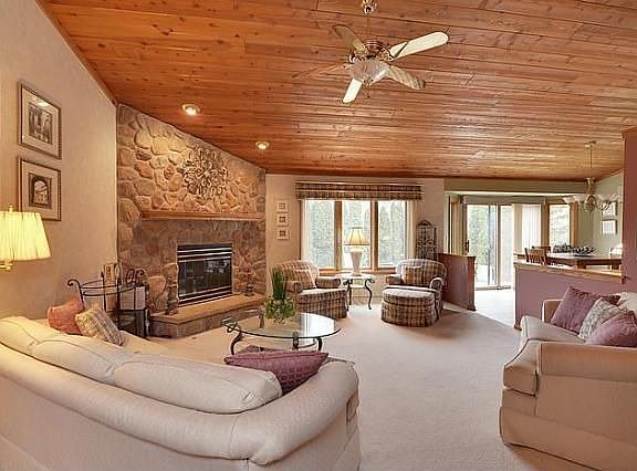 2nd image of 617 Shady Glen Ln
