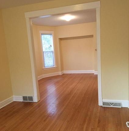 4th image of 3609 N Hamilton Ave #1