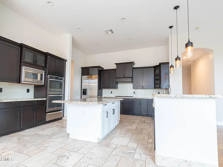 3552 E Jaeger Cir — Photo 46