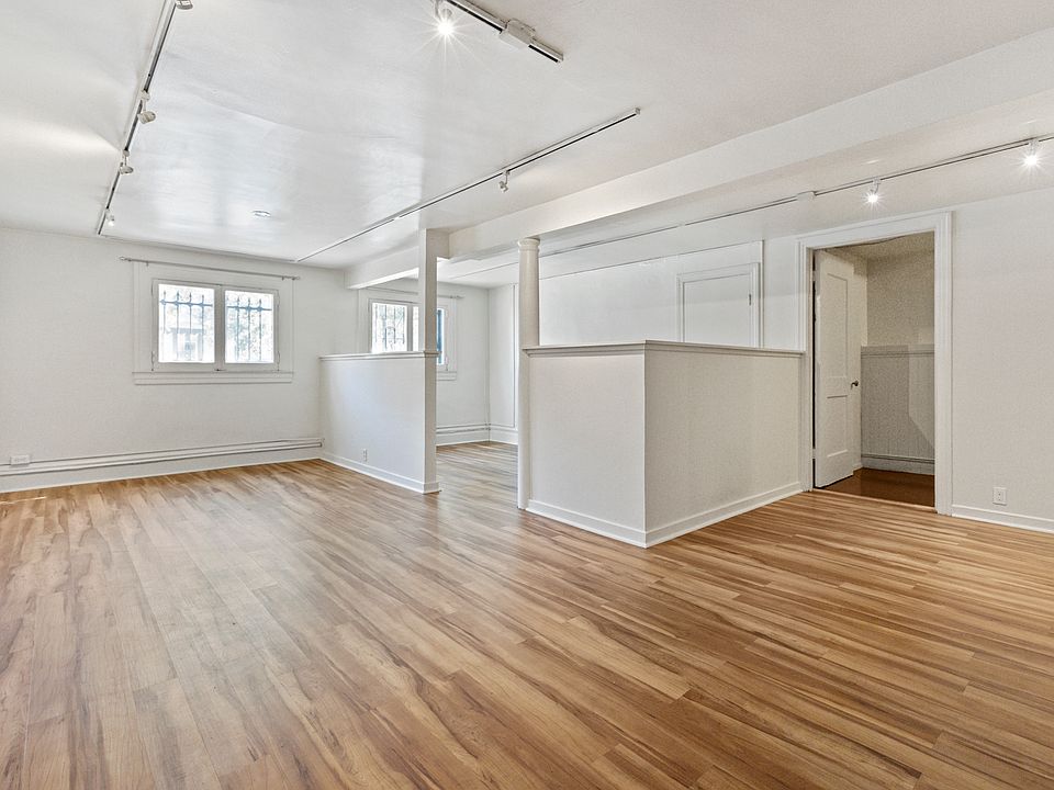 1st image of 243B Divisadero St #B