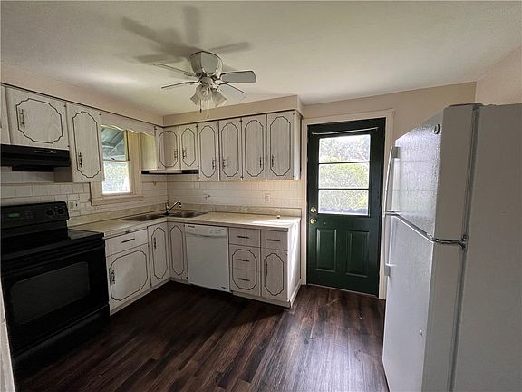 4th image of 1001 Melrose Pl