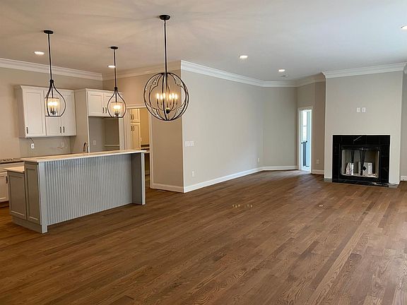 3rd image of 9426 Fox Creek Ln #26