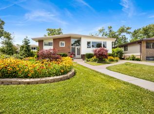 316 Nellie Ct, Glenview, IL 60025