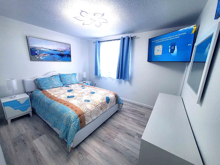 2nd bedroom
