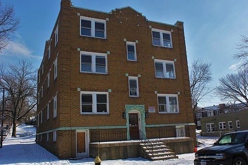2nd image of 3528 Roger Pl #12