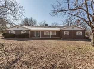 4 Gap Rd, Tunas, MO 65764