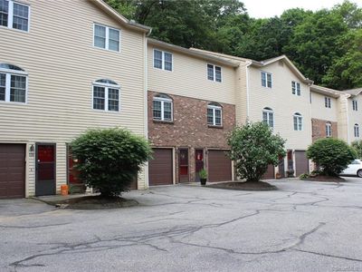 142 Howe Ave #7, Shelton, CT, 06484