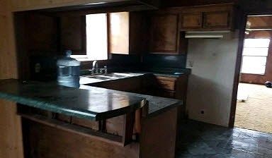 4th image of 3216 W Euclid St