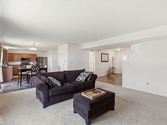 5th image of 3114 Bent Timber Dr