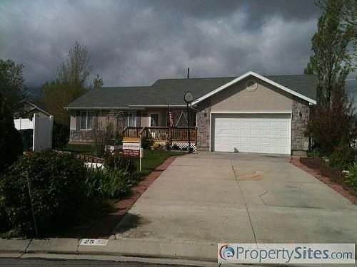 1st image of 25 E Heron Ct