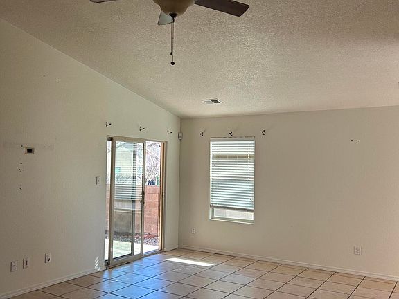 4th image of 2117 Margarita Dr SE