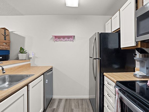 5th image of 6019 E 6th Ave APT L107
