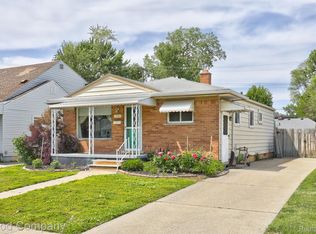 1341 E Breckenridge St, Ferndale, MI 48220