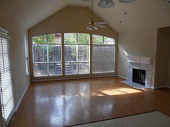 3rd image of 1817 Mystic St