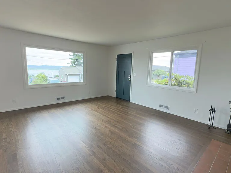 322 Pleasant Ave — Photo 16