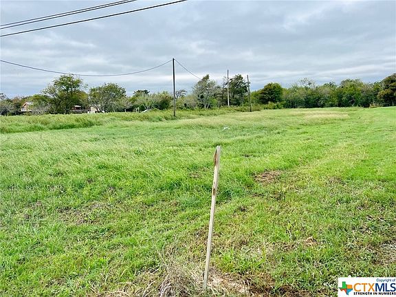 4th image of 221 Guadalupe River Dr