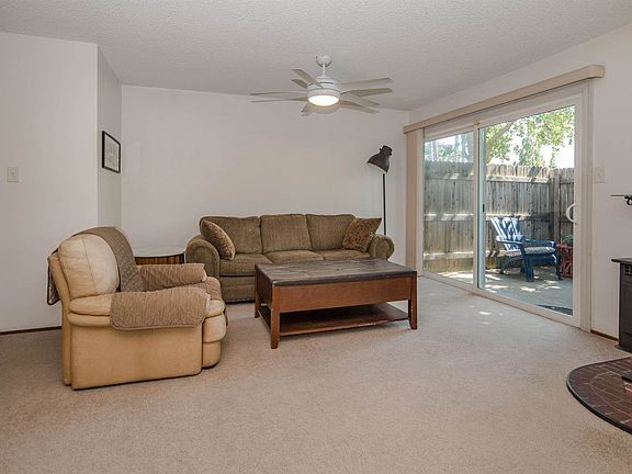 3rd image of 673 Knollwood Dr