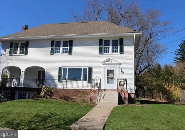 8 Hamilton Ave, Hopewell, NJ 08525
