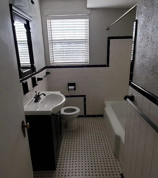 116 S Marshall St #1 — Photo 15
