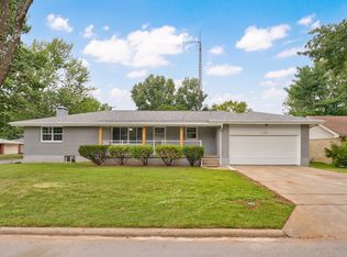 1963 S Westwood Ave, Springfield, MO 65807