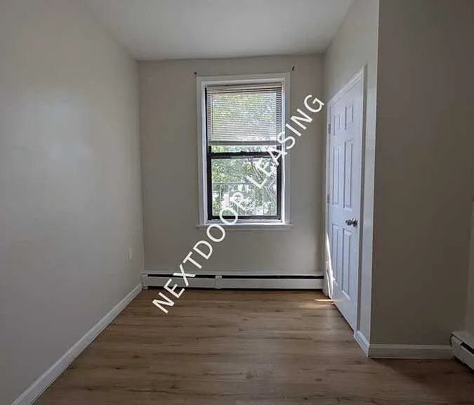 998 Broadway #2M — Photo 6
