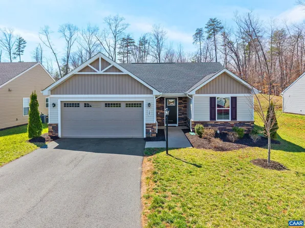 127 Park Dr, Palmyra, VA 22963