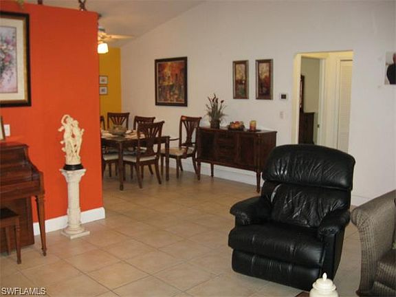 5th image of 5403 SW 24th Pl