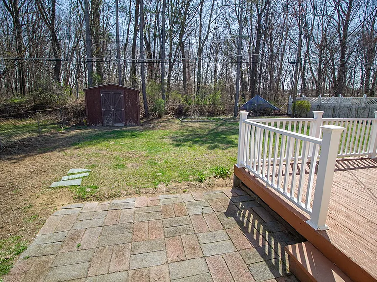 31 Mildred Ln — Photo 13
