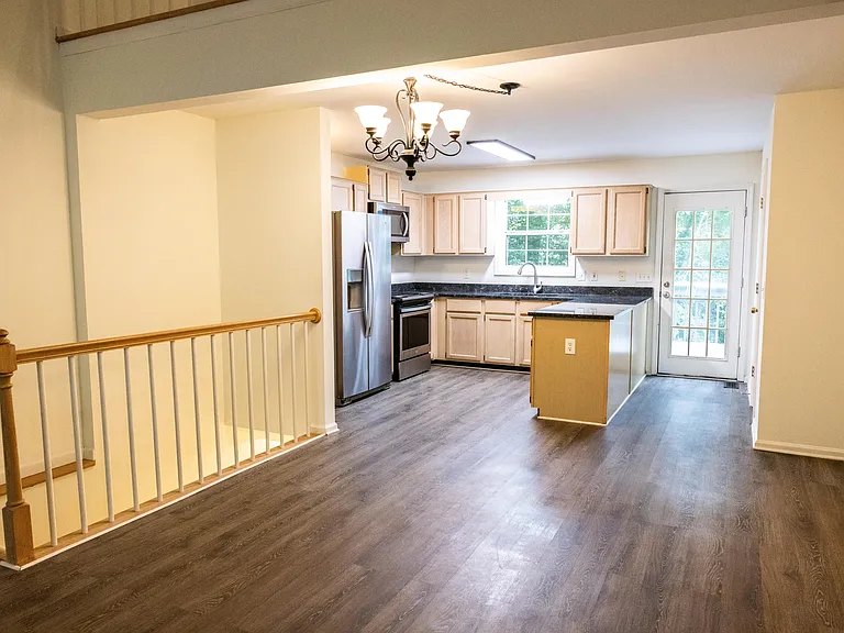 3270 Marine Rd — Photo 9
