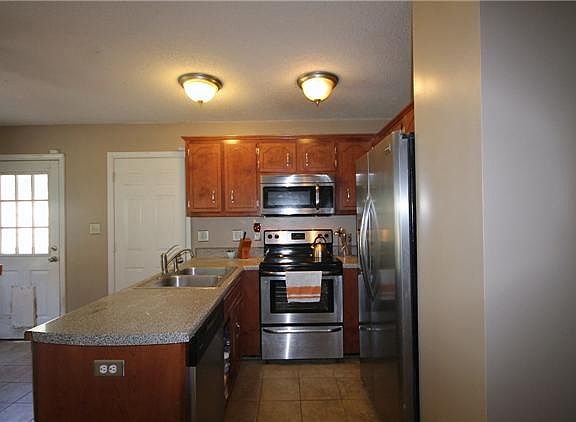 4th image of 3537 Sandpiper Dr