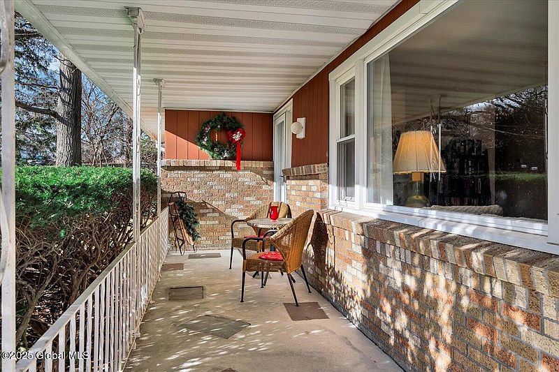 3rd image of 23 Farmingdale Road