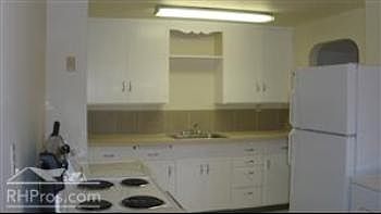 2nd image of 6409 To 6411 S Junett St