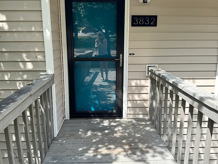 3832 Summerwood Ct — Photo 4