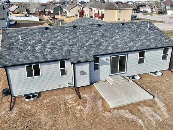 4th image of 705 Lakeland Hills Dr