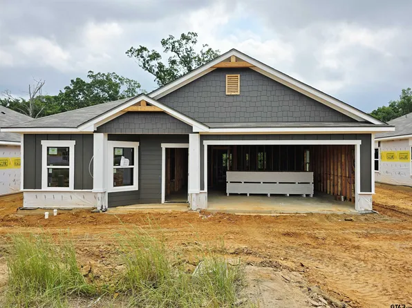 1105 Mission Creek Dr, Longview, TX 75601