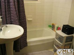 2810 E Ashman St, Midland, MI 48642