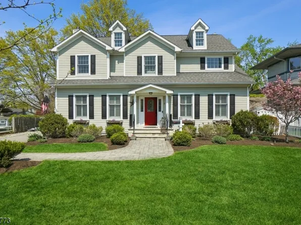 8 Buckingham Dr, Madison Boro, NJ 07940