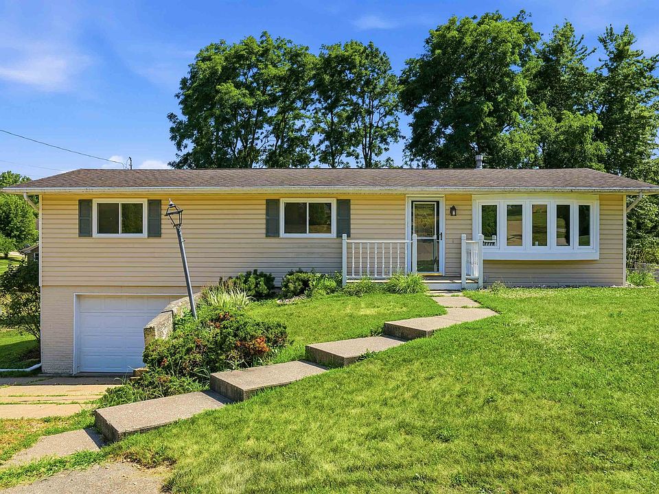 1st image of 10296 Boleyn Rd