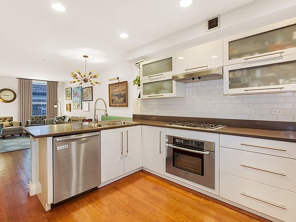 2nd image of 257 W 117th St APT 5F