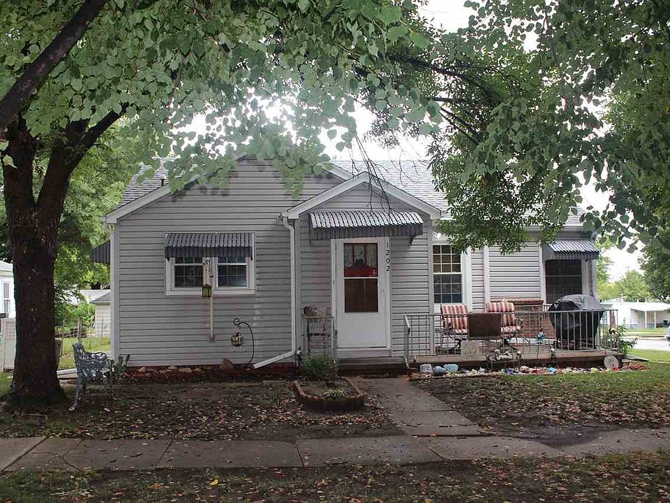 2nd image of 1202 14th St