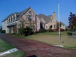 1st image of 2901 Parkview Ln