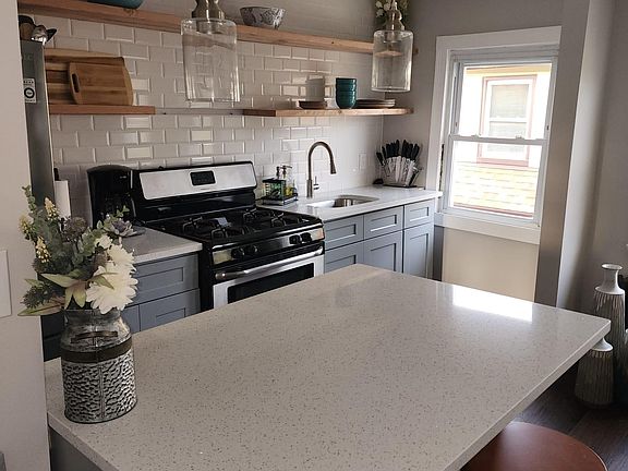 3rd image of 233 W Chester St #3