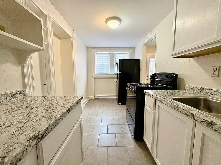 222 S 8th St — Photo 3