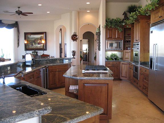 Gourmet Kitchen