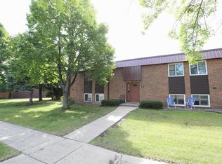 3250 15th Ave SW APT 13, Fargo, ND 58103