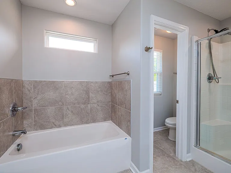 1311 Sunset Dr — Photo 32