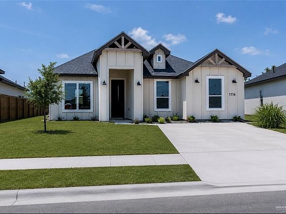 2nd image of 1116 E Acacia Dr