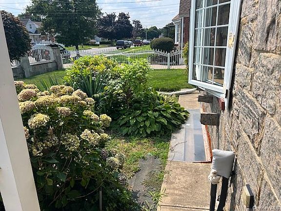 2nd image of 47 Brown Avenue